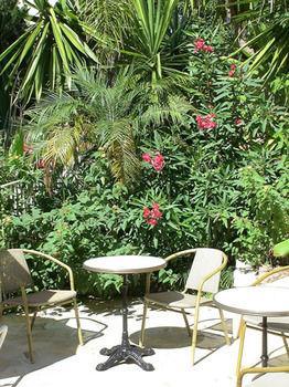 Aparthotel Veles Cannes